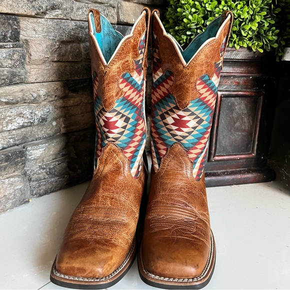 Ariat Shoes - Ariat Teal and Black Leather Western Boots